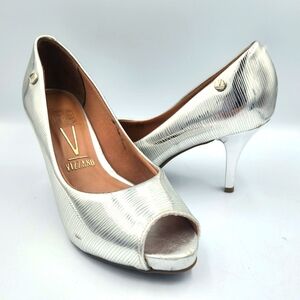 Vizzano Peep Toe Silver Metallic Pumps Womens 8 Stiletto Slip On  3.5 inch Heels